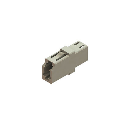Adaptador de cable de fibra óptica LC LC sin brida en equipos de comunicación