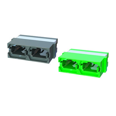 Adaptador de fibra óptica MPO sin brida Conectividad de extremo a extremo de alta velocidad